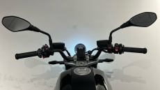 BMW R12 (24MY)
